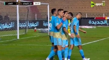 طاهر طاهر يعزز تقدم الأهلي بتسجيل الهدف الأول أمام سيراميكا 1
